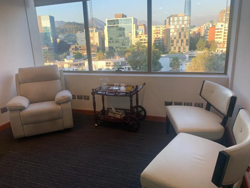 Psicóloga de Centro Psiquis en consulta de terapia de pareja